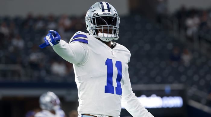 Aug 26, 2022; Arlington, Texas, USA; Dallas Cowboys linebacker Micah Parsons (11) warms up before the game against the Seattle Seahawks at AT&T Stadium.